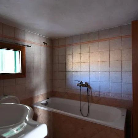 Villa Paros Traditional Pounda