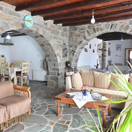 Villa Paros Traditional